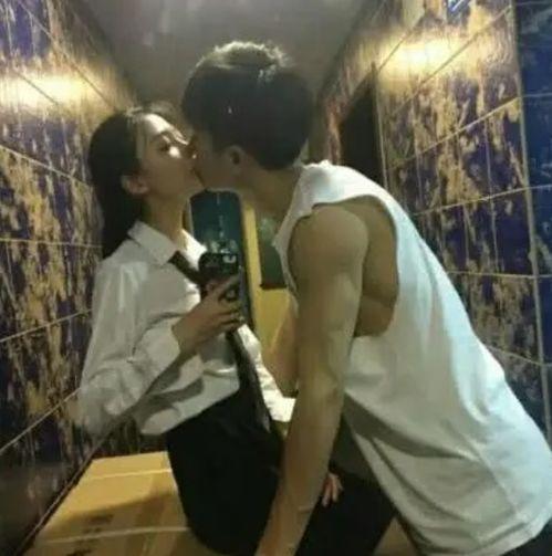 国产情侣高清,浪漫瞬间，甜蜜定格